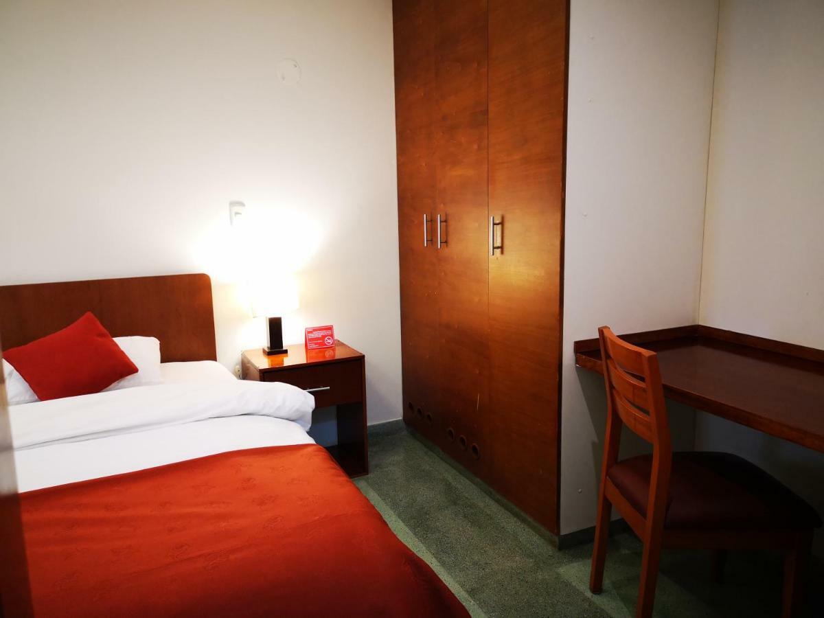 Hotel Cholcana Lima Extérieur photo